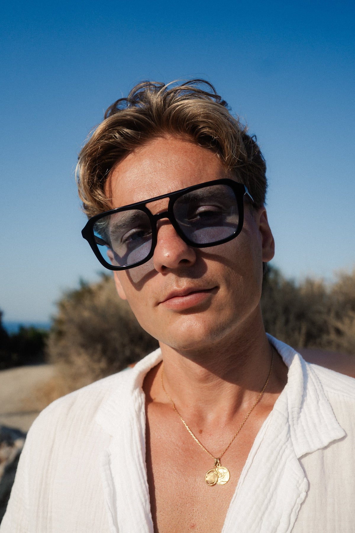 One Pair, Different Looks: How to Style Your Sunglasses for Every Occasion